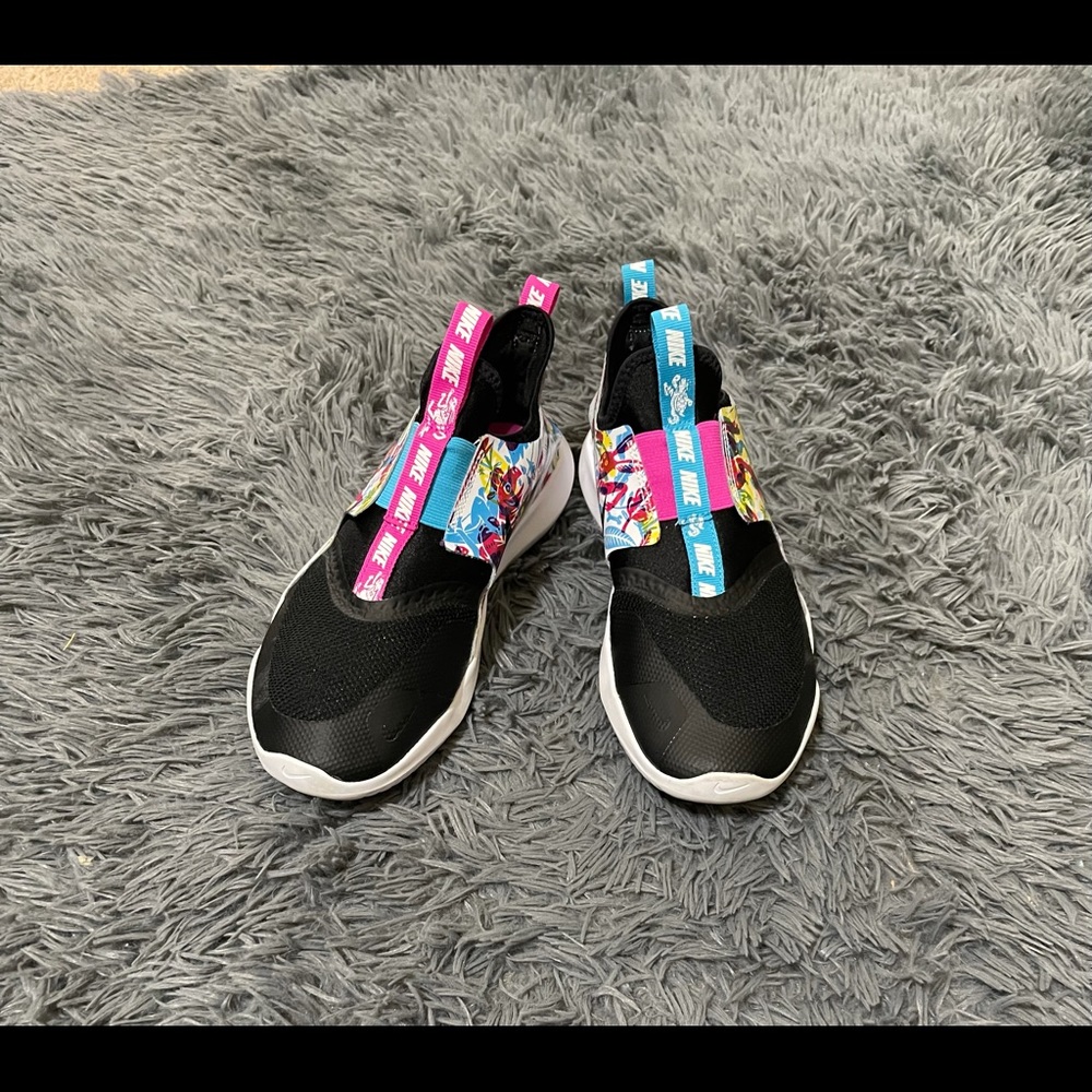 Girls Shoe